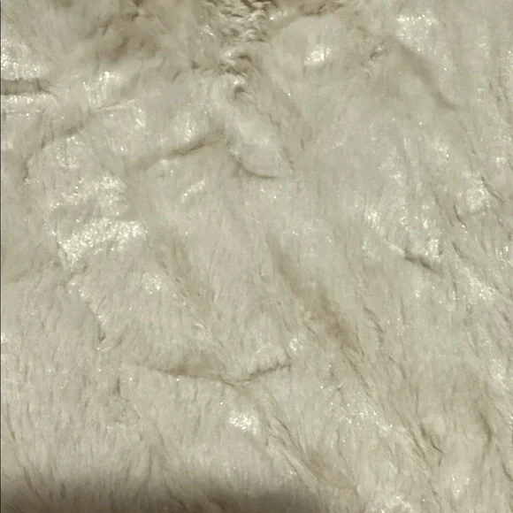 Cotton On Women's Dark Brown Nubuck and Cream Feather Sherpa Vest - Picture 4 of 4